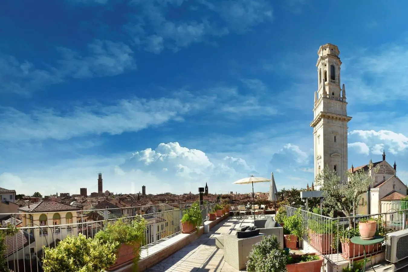 شقة Italianflat - Piazza Vescovado Terrace فيرونا