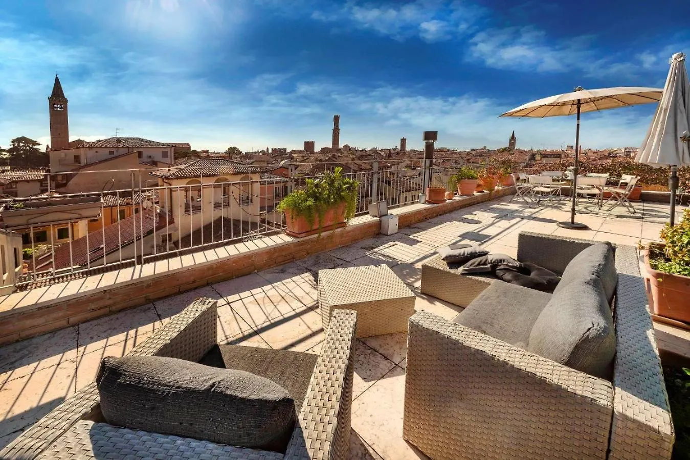 شقة Italianflat - Piazza Vescovado Terrace فيرونا